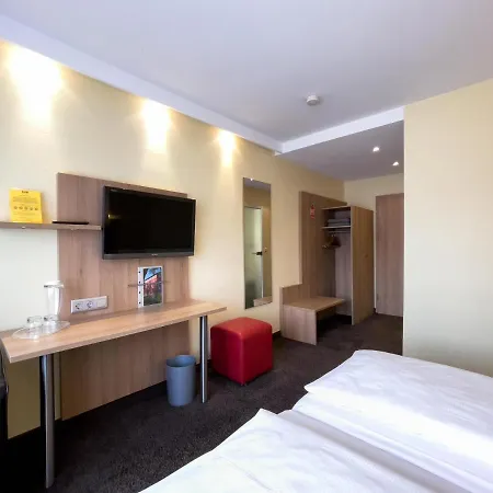 Ott's Weinwirtschaft & Biergarten Weil Am Rhein/basel