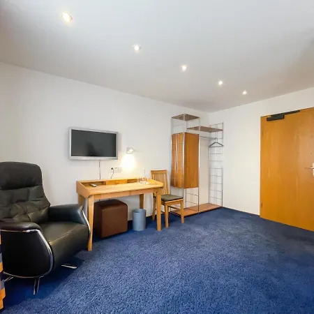 Ott's Weinwirtschaft & Biergarten Weil Am Rhein/basel 3*