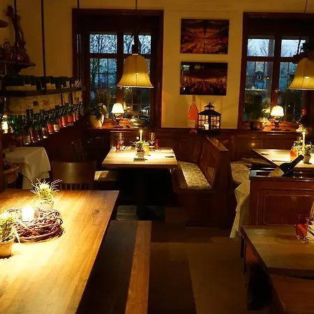 Hotel Ott's Weinwirtschaft & Biergarten Weil Am Rhein/basel 3*