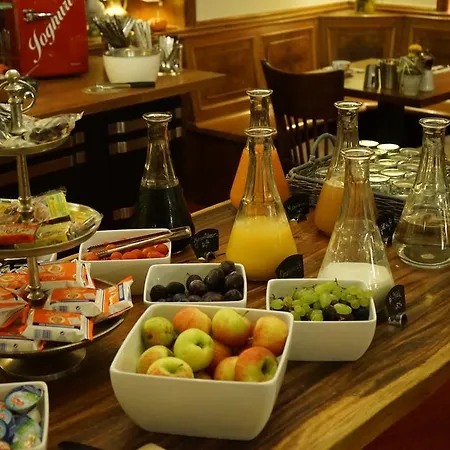 Ott's Weinwirtschaft & Biergarten Weil Am Rhein/basel 3*