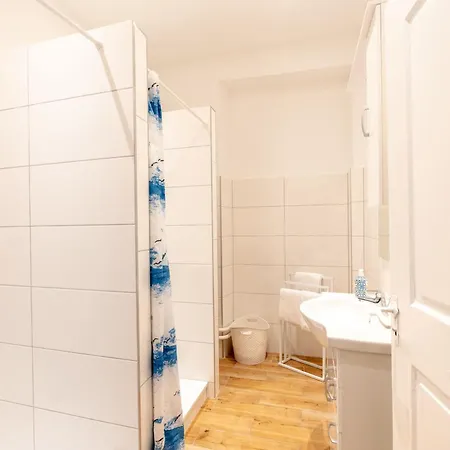 Ott's Weinwirtschaft & Biergarten Weil Am Rhein/basel